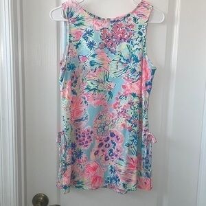 Lilly Pulitzer Tunic with side slits size small